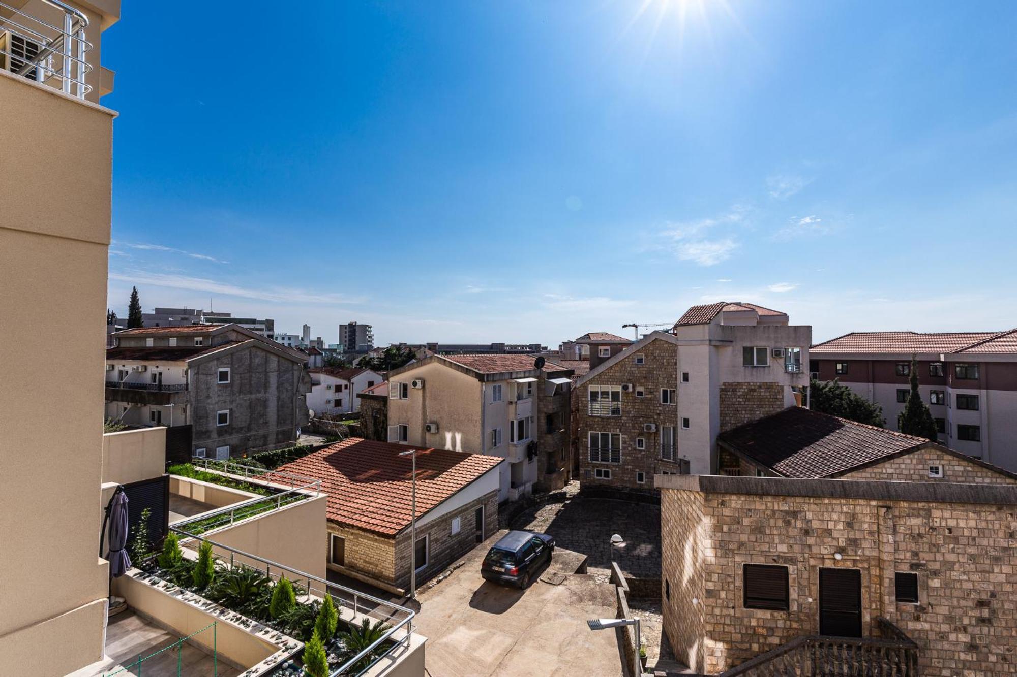Contemporary Retreat In Becici * Budva